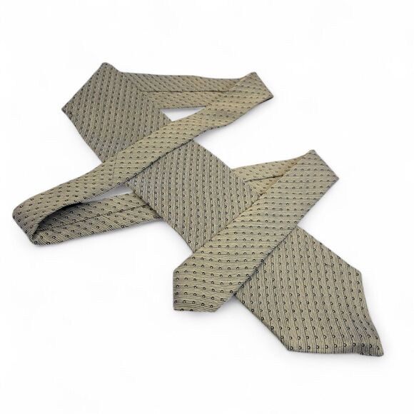 GIORGIO ARMANI Men's 100% Silk Necktie ITALY Designer Geometric Brown - Picture 2 of 10